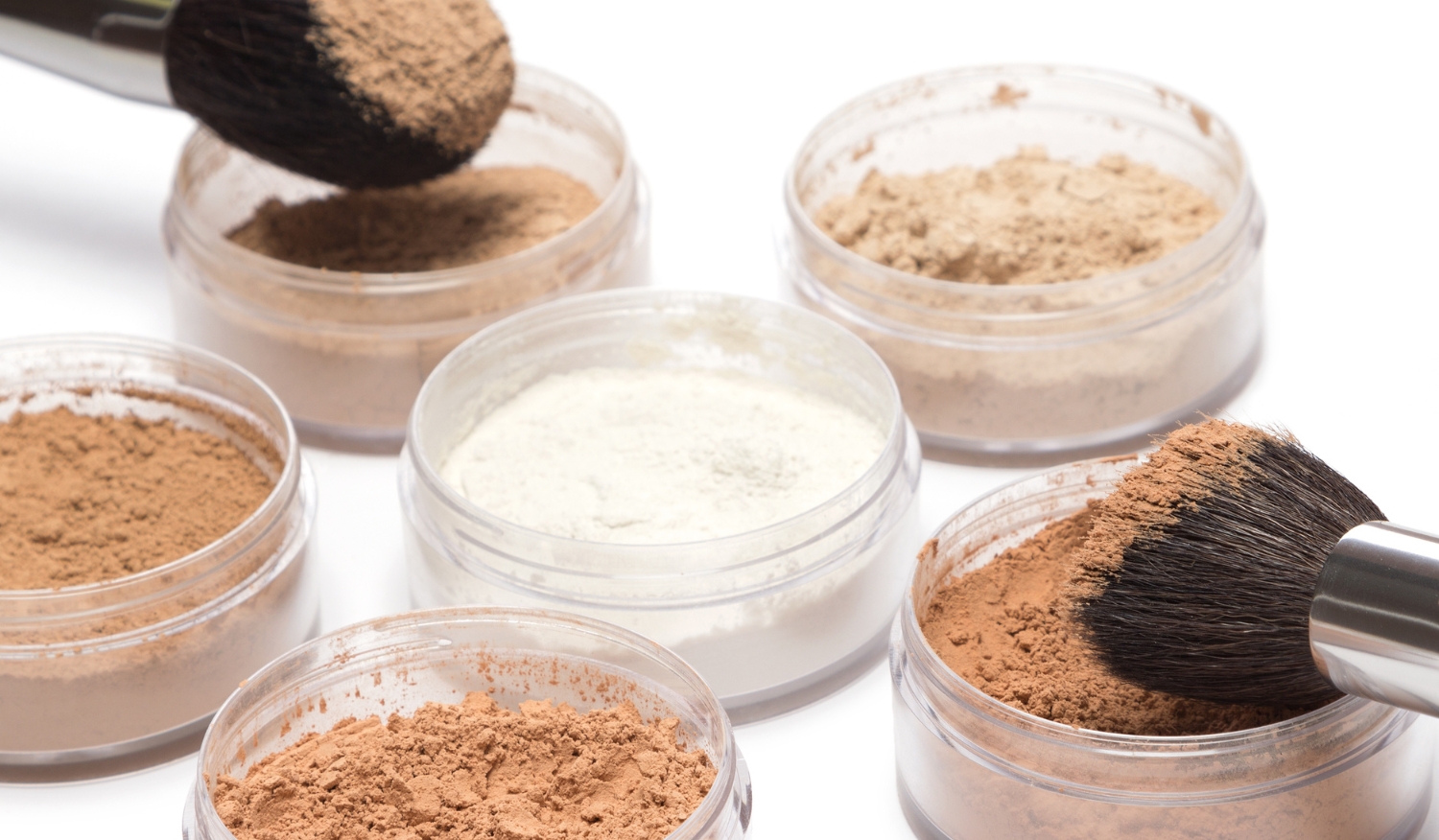 perbedaan antara loose powder dan compact powder
